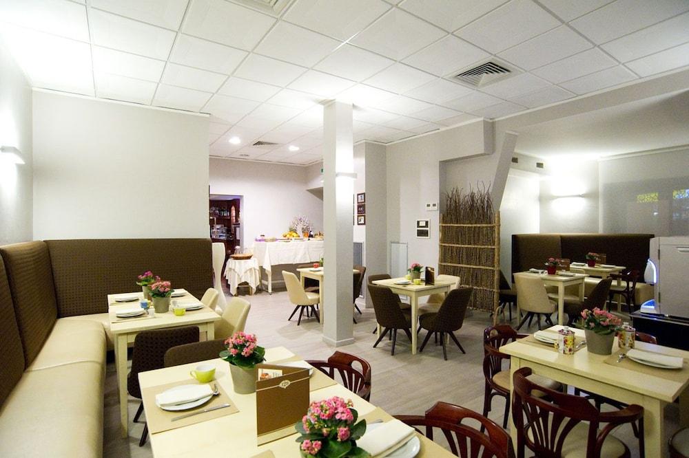 Hotel Piero Della Francesca Arezzo Esterno foto