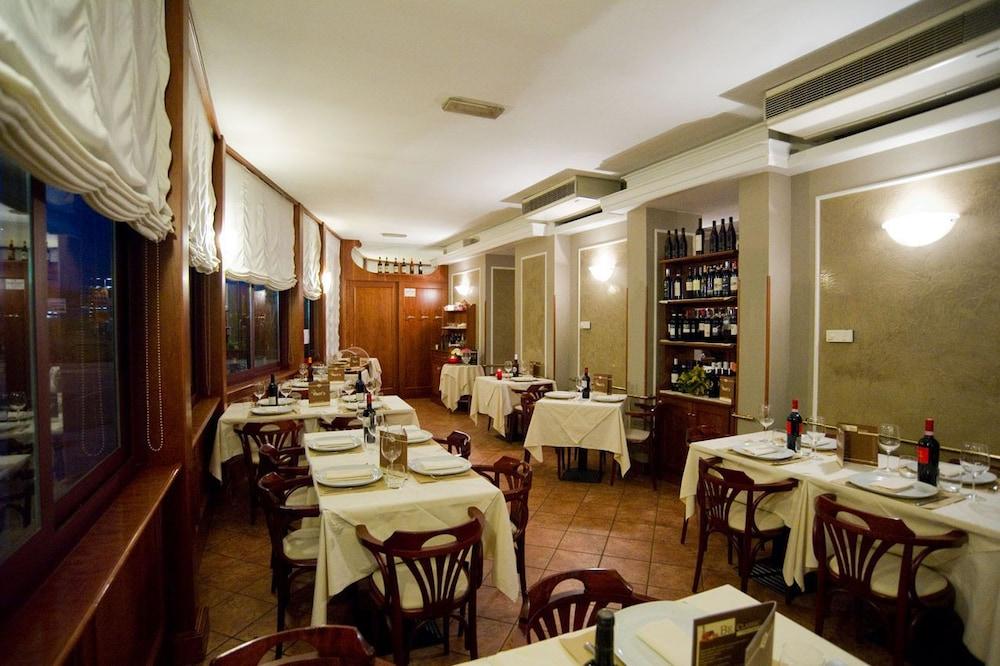 Hotel Piero Della Francesca Arezzo Esterno foto